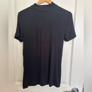 Babaton Black Ribbed Fitted Tshirt